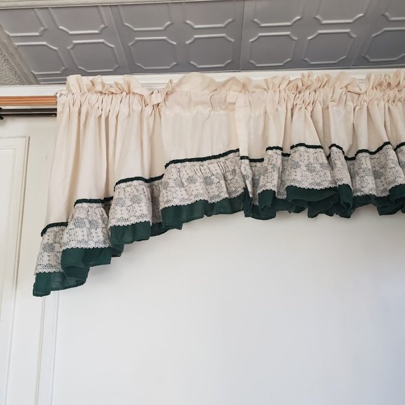 SOLD JC Penney Priscilla Swag 84W x 25L Valance Rod Pocket Cream Green Ruffle - Picture 8 of 14